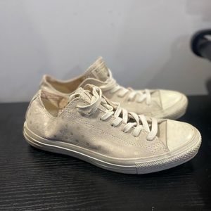 Converse All Star Low Cream Size 10 Men’s Lightly Used